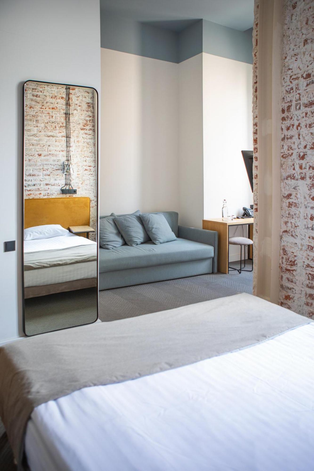Ferenc Hotel & Restaurant Lviv Bagian luar foto