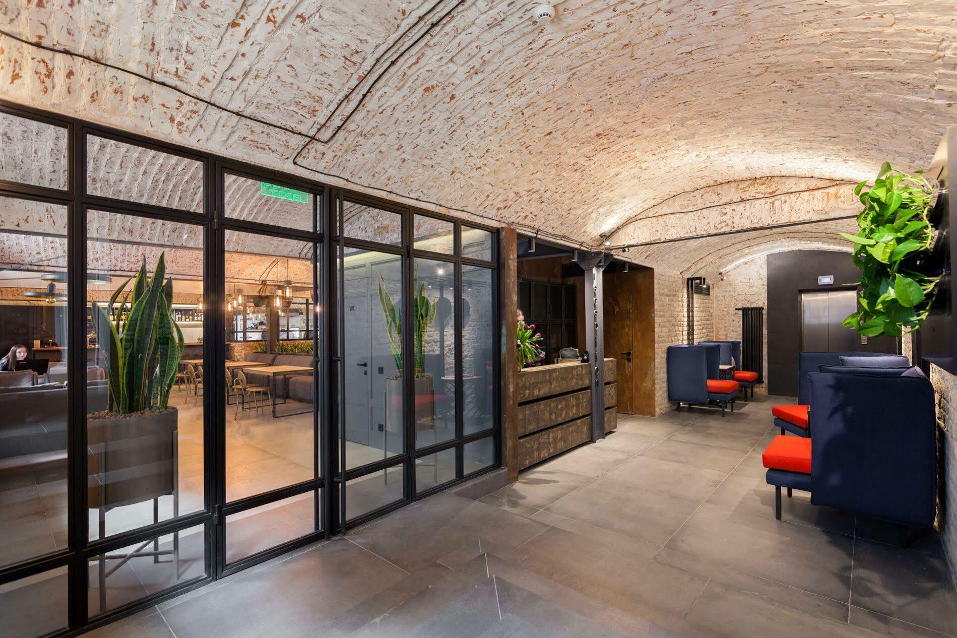 Ferenc Hotel & Restaurant Lviv Bagian luar foto