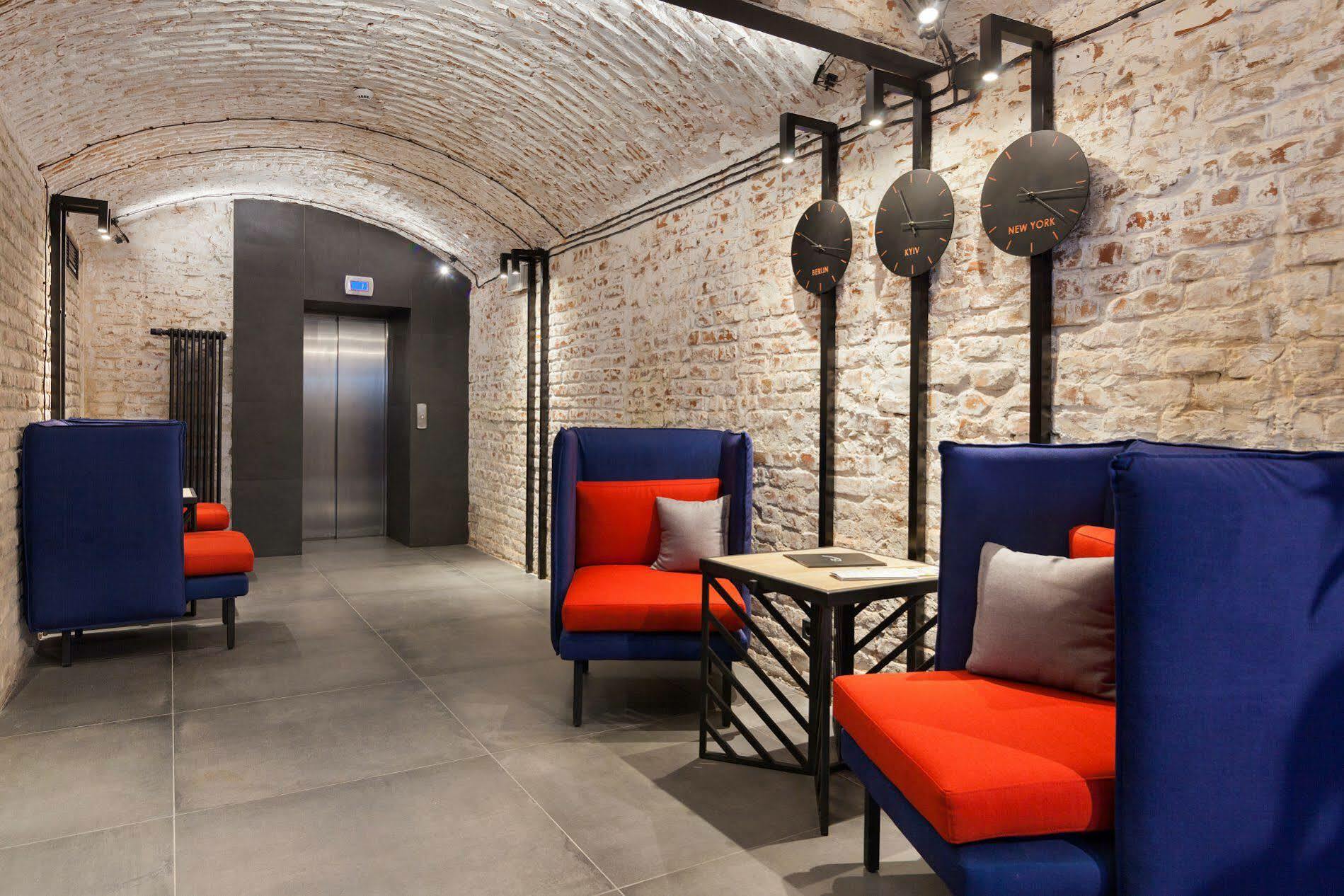 Ferenc Hotel & Restaurant Lviv Bagian luar foto