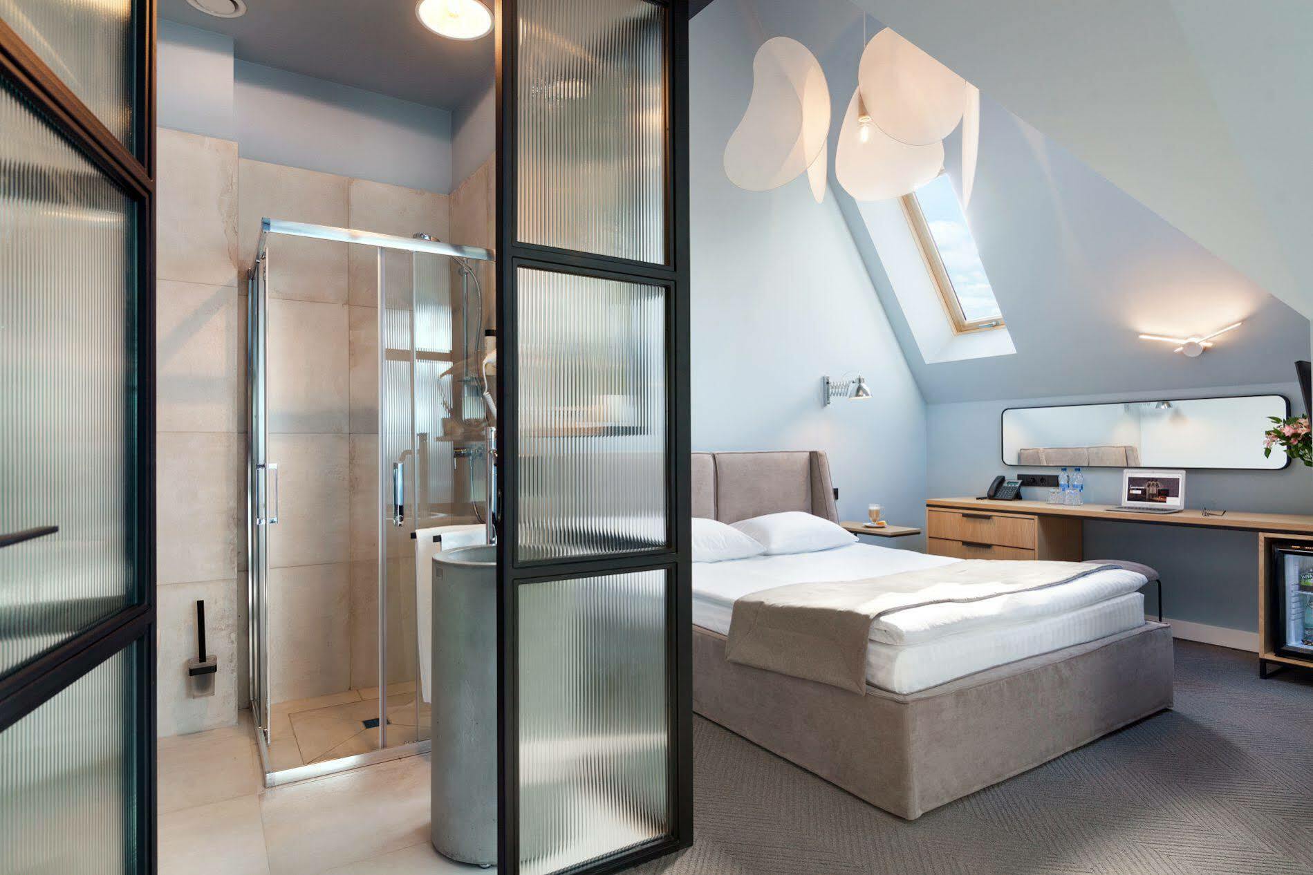 Ferenc Hotel & Restaurant Lviv Bagian luar foto